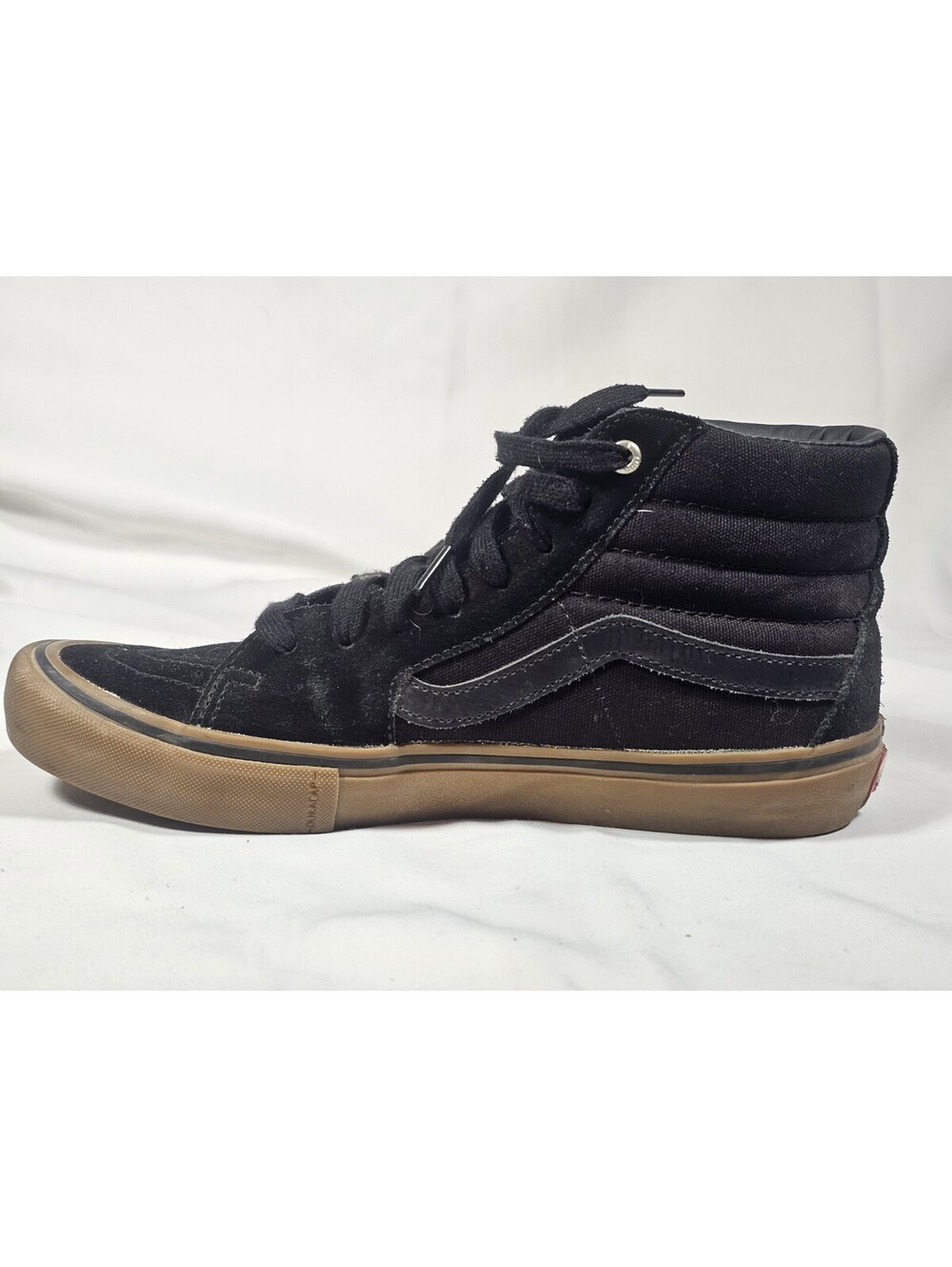 High Top Vans all Black Men’s Size 9. need new laces. 500714